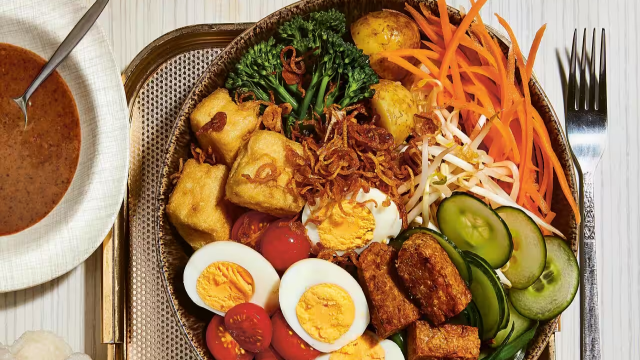 5 Makanan Khas Indonesia yang Mendunia dan Populer di Luar Negeri!